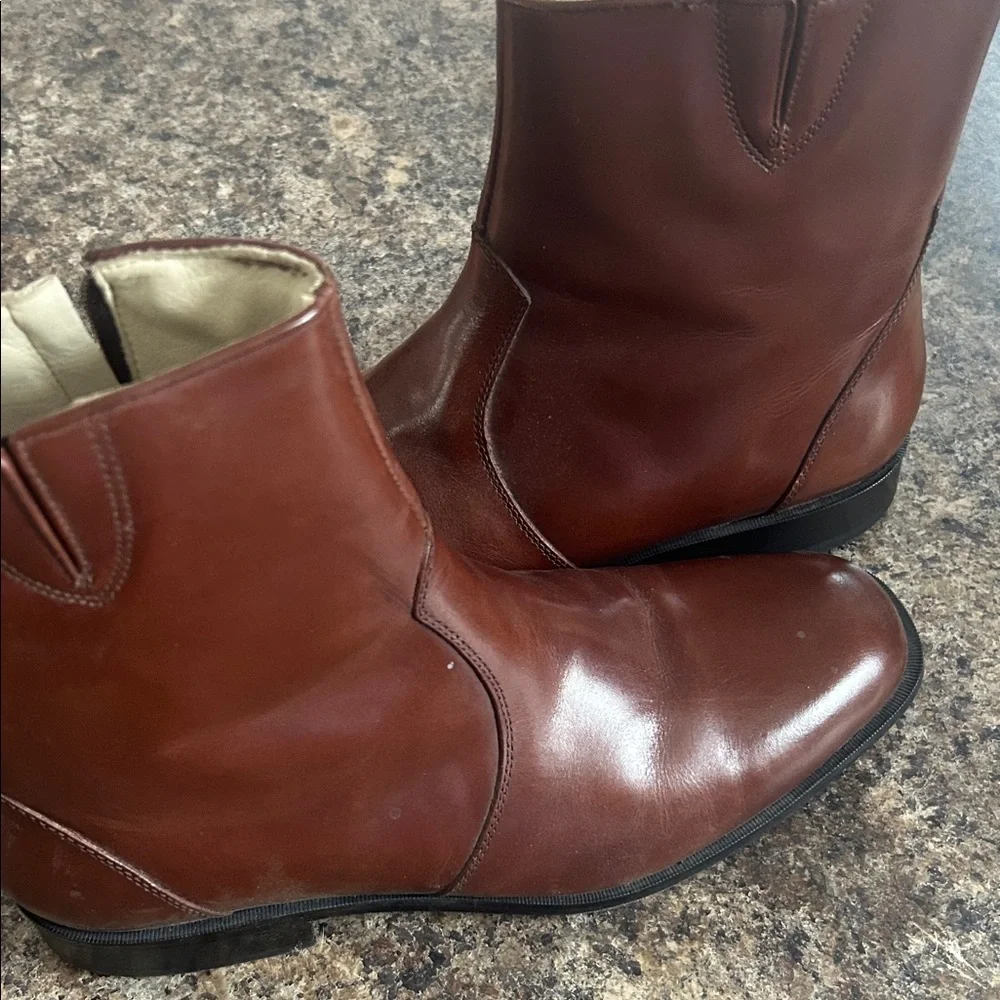 Florsheim Chestnut Leather Boots